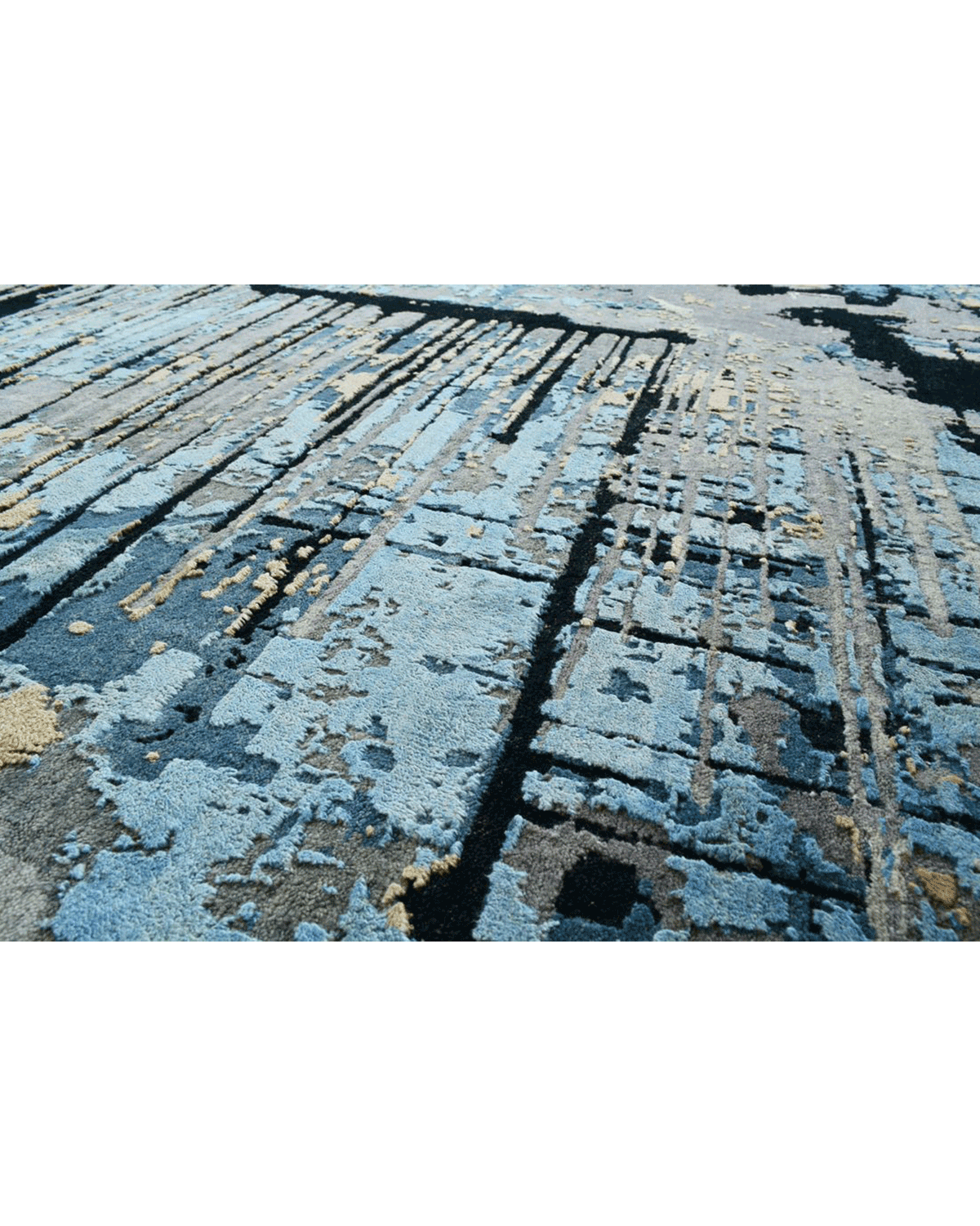 Lapiz Rug
