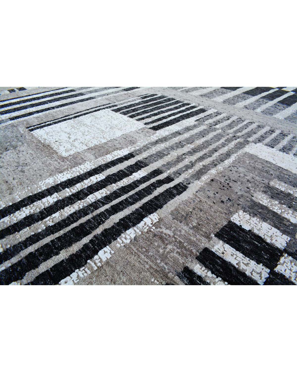 Skyline Strata Rug