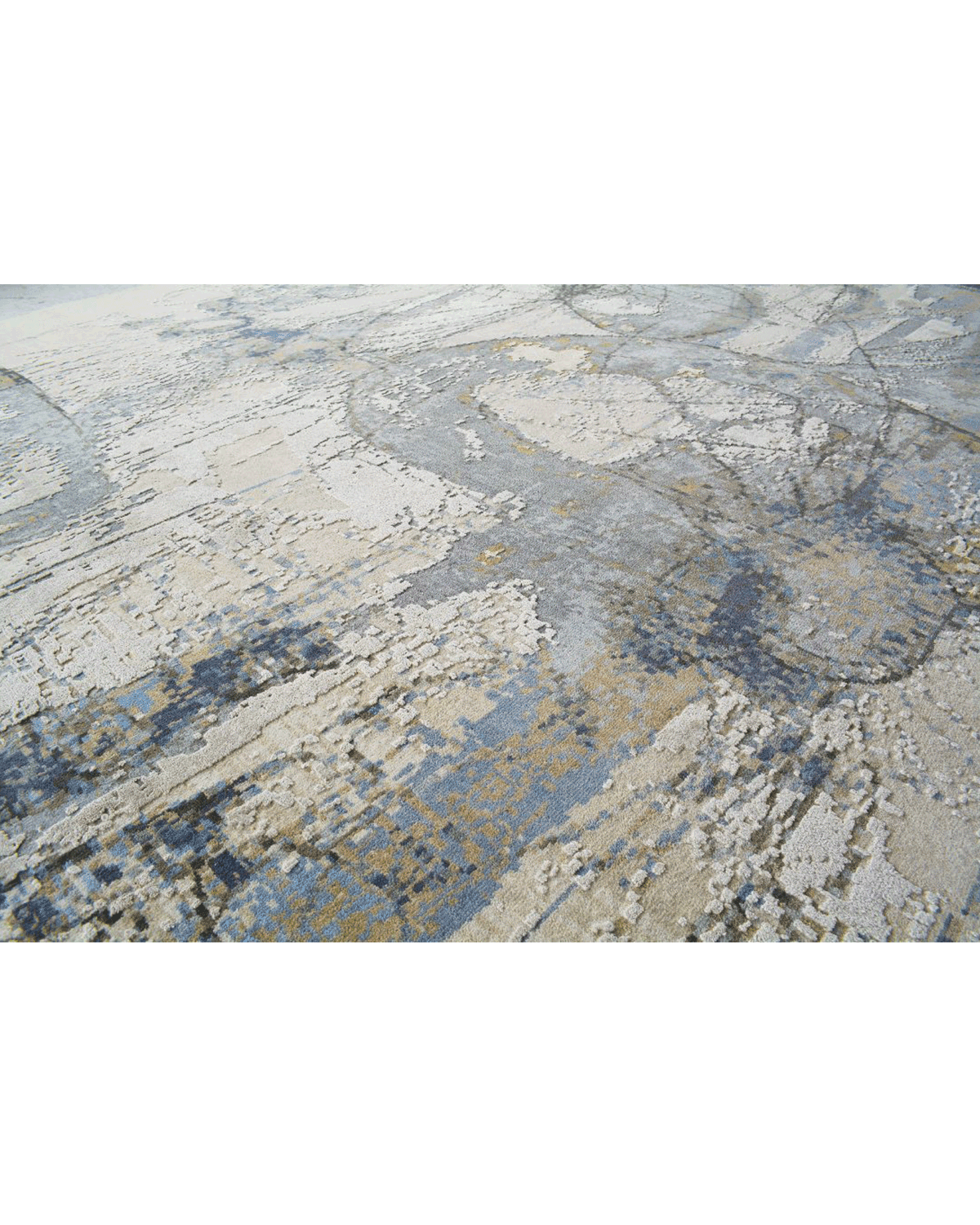 Nubis Rug