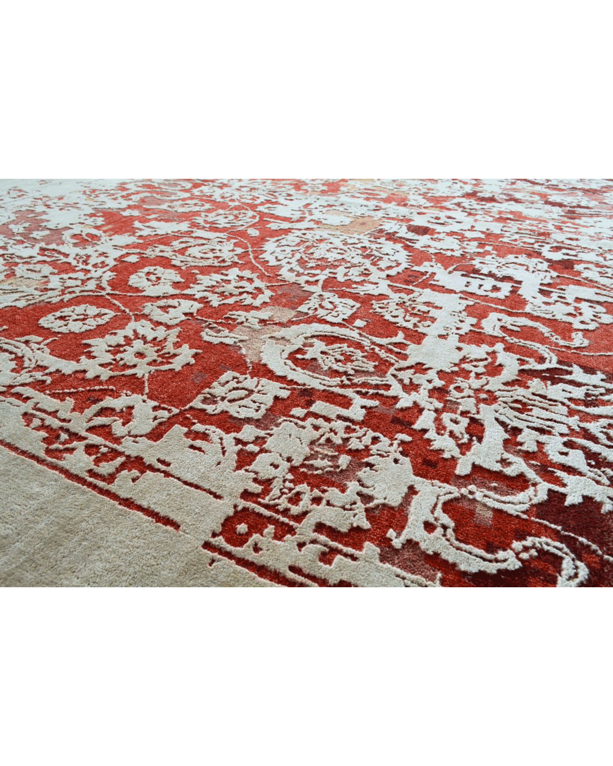 Rubrum Rug