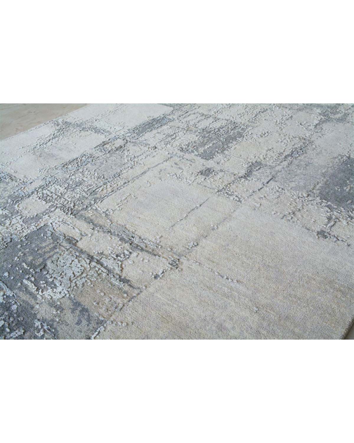 Pale Facade Rug