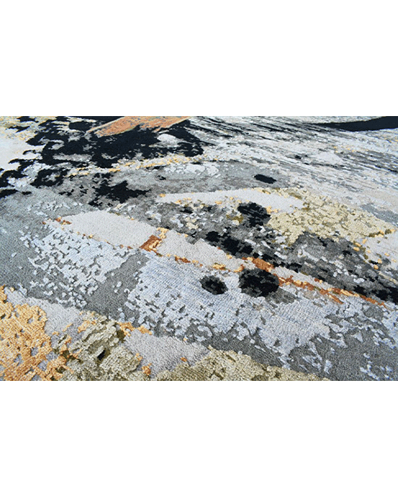 Black Monarch Round Rug