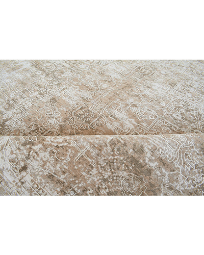 Nuri Rug