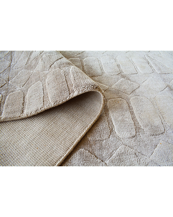 Carved Harmony Rug