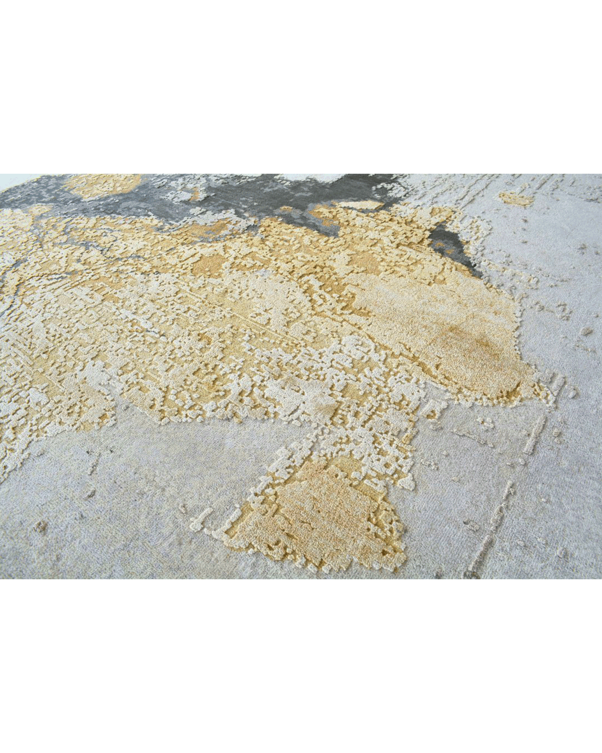 Nimbaureas Rug
